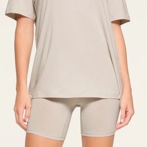 NWT SKIMS - BOYFRIEND BOXER IN STONE- SOLD OUT ON WEBSITE